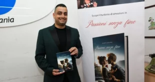 Giuseppe Cossentino con il libro Passioni senza fine