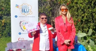 La consegna del Premio Rosa a Maria Cuono