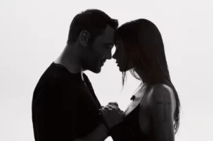 Tiziano Ferro ed Elodie sulla cover di Feeling. Foto The Morelli Brothers