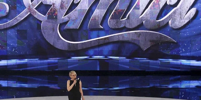 Maria De Filippi conduce Amici