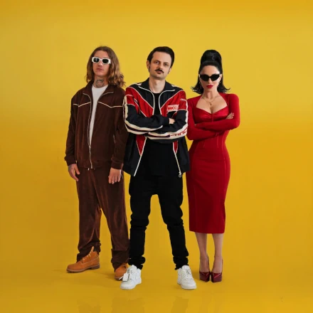 Dani Faiv, Fabio Rovazzi, Paola Iezzi insieme per Red Flag