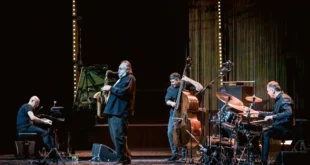Joe Lovano e Marcin Wasilewski Trio al Pomigliano Jazz. Foto di Roberto Cifarelli