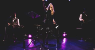 Elisa Di Eusanio live. Foto di Manuela Giusto