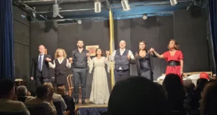 Massimo Esposito con il cast di Una giornata Indimenticabile