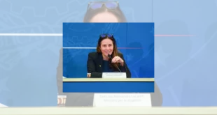 Alessandra Locatelli - Ministro per le disabilità. Foto dal sito del Ministero.