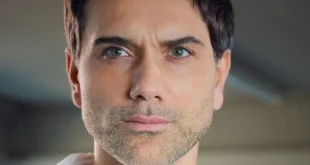 Mauro Recanati interpreta Riccardo Crovi in Un posto al sole