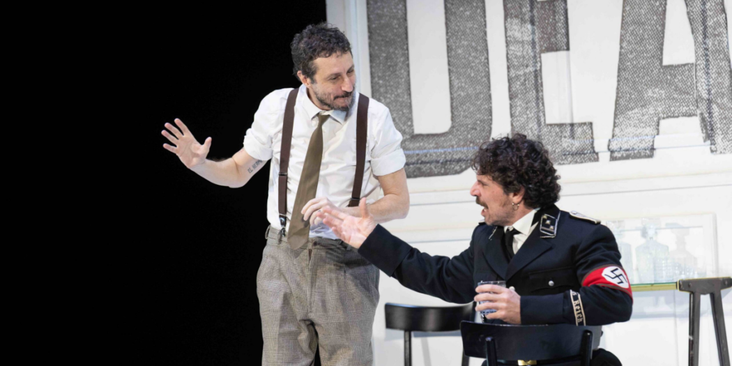 Luca Bizzarri e Francesco Montanari in Il medico dei maiali. Foto di Andrea Calvano