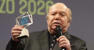 Lino Banfi premiato al BiFest 2026