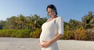 Rose Villain con il pancione per Tuttaluce. Foto dal Web