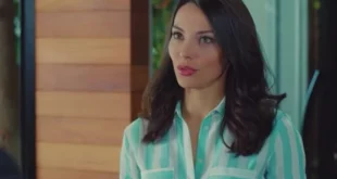 Tuvana Türkay è Leyla in Forbidden Fruit. Foto da frame TV