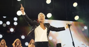 Claudio Baglioni live a Lampedusa © Toni Thorimbert