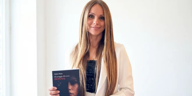 Mariù Adamo con il libro Il Coraggio di Essere Donna