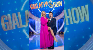 Simona Ventura e Mago Forest per GialappaShow © Facebook